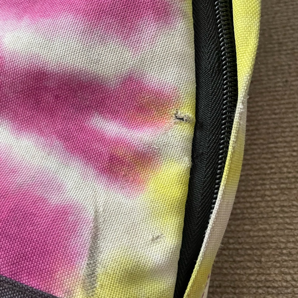 Neff backpack - Picture 2 of 4